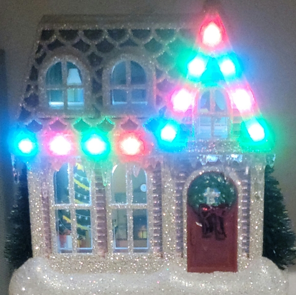 Bath and Body Works Wallflower plug-in - Picture 7 of 9